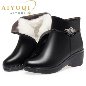 AIYUQI, женские зимние ботинки, Обувь для мамы, Женские ботильоны на танкетке из натуральной кожи, Повседневные зимние ботинки большого размера на высоком каблуке