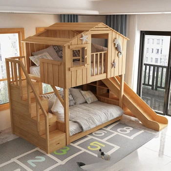 детская кровать-домик на дереве из массива дерева, двухслойная высокая и низкая двухъярусная кровать с горкой, секретное основание на чердаке, кровать принцессы для матери и ребенка.